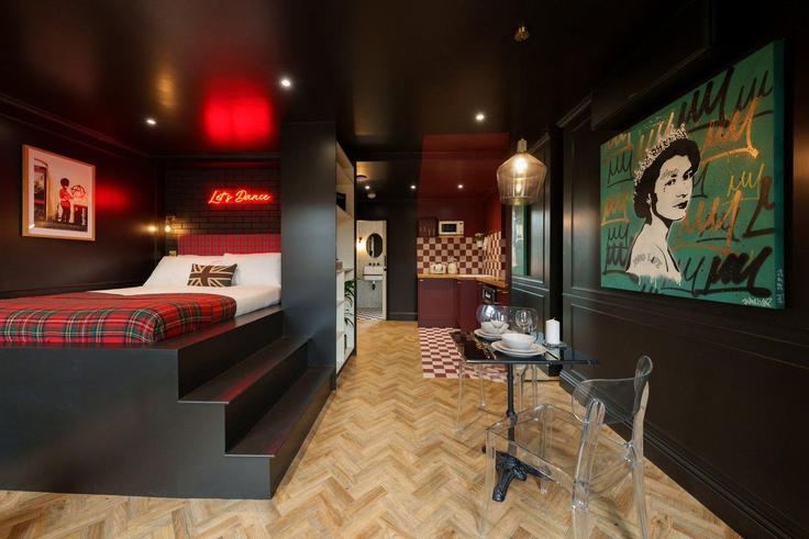 London London Borough of CamdenのBuilding Arlington Road - guestready-uk - 1303211 - LONのアパートメントにある、モダンな家具を備えたエレガントなデザインのリビングルーム