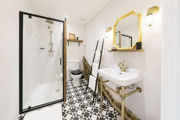 London Borough of Southwark, London의 Building Tanner Street - guestready-uk - 1316273 - LON에 위치한 세련되고 감각적으로 디자인된 욕실