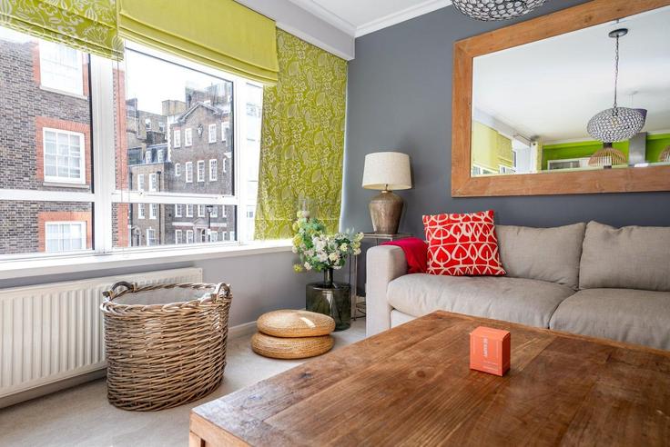 City of Westminster, London에 위치한 Building Catherine Place - guestready-uk - 1311597 - LON 아파트의 세련된 인테리어가 돋보이는 거실 City of Westminster, London에 위치한 Building Catherine Place - guestready-uk - 1311597 - LON 아파트의 세련된 인테리어가 돋보이는 거실