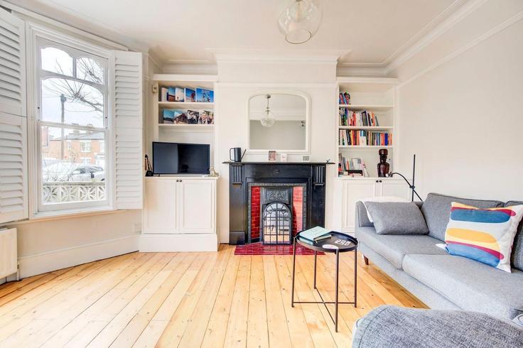 Elegantly designed living room with modern furnishings in an apartment at Building Revelstoke Road - guestready-uk - 1374632 in London Borough of Wandsworth, London