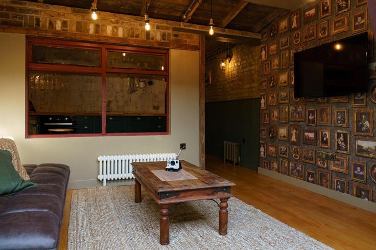 London Borough of Southwark, London에 위치한 Building Tanner Street - guestready-uk - 1316272 - LON 아파트의 세련된 인테리어가 돋보이는 거실