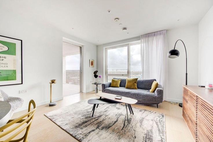 Elegante sala de estar con mobiliario moderno en un apartamento en Building Sayer Street - guestready-uk - 1298569 en London Borough of Southwark, London