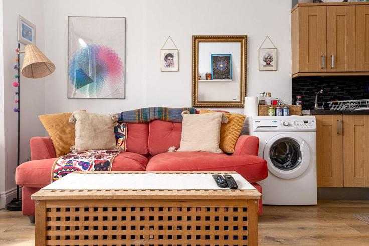 Building West Green Road - guestready-uk - 1311617 - LON adresindeki bir dairede modern mobilyalarla zarif bir şekilde tasarlanmış oturma odası London Borough of Haringey, London