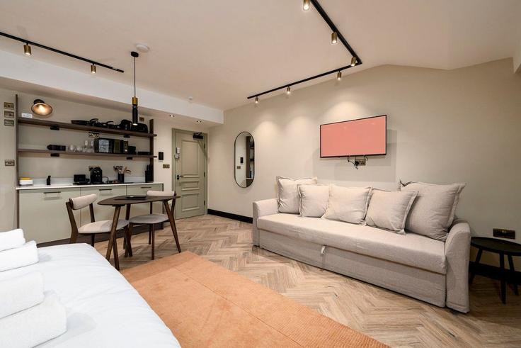 London Borough of Camden, London에 위치한 Building Chalton Street - guestready-uk - 1316265 - LON 유닛의 세련된 인테리어가 돋보이는 거실