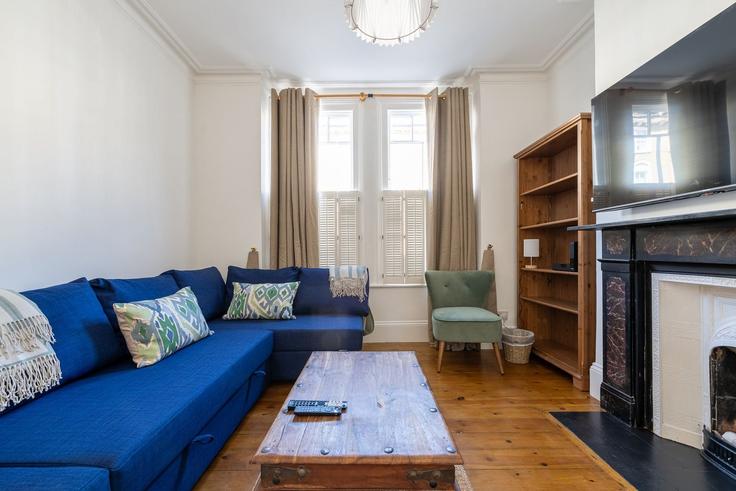 Elegantly designed living room with modern furnishings in an apartment at Building Broughton Street - guestready - 1535845 in London Borough of Wandsworth, London
