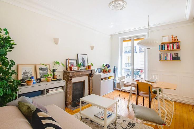 Elegant gestaltetes Wohnzimmer mit moderner Einrichtung in einer Wohnung im Building 6 Rue Boyer-Barret, Paris, France - guestready - 1601064 in 14th arrondissement, Paris Elegant gestaltetes Wohnzimmer mit moderner Einrichtung in einer Wohnung im Building 6 Rue Boyer-Barret, Paris, France - guestready - 1601064 in 14th arrondissement, Paris