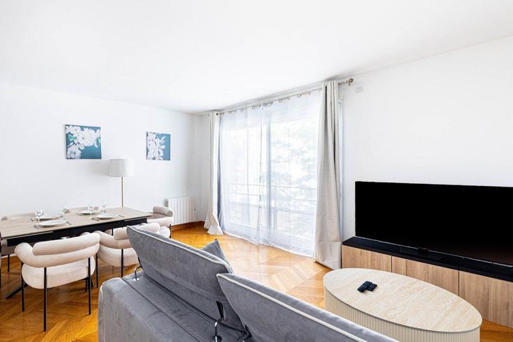 Rue Erlangerにある2件の寝室・家具付きアパート(1253498P、16th arrondissement、Paris)写真 1枚 Rue Erlangerにある2件の寝室・家具付きアパート(1253498P、16th arrondissement、Paris)写真 1枚