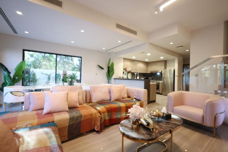 4 apartamento de un dormitorio amueblado en Tariaq Bedon Esm 1256303P , Dubai, Dubai, foto 1