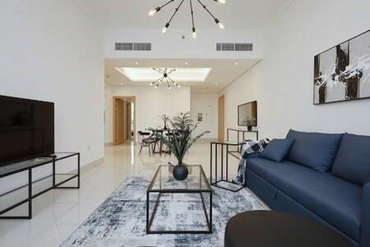 Salle de séjour élégante avec mobilier moderne dans un appartement à Building Tariaq Bedon Esm - hive-holiday-homes-dubai - 1256269 à Al Warqa, Dubai