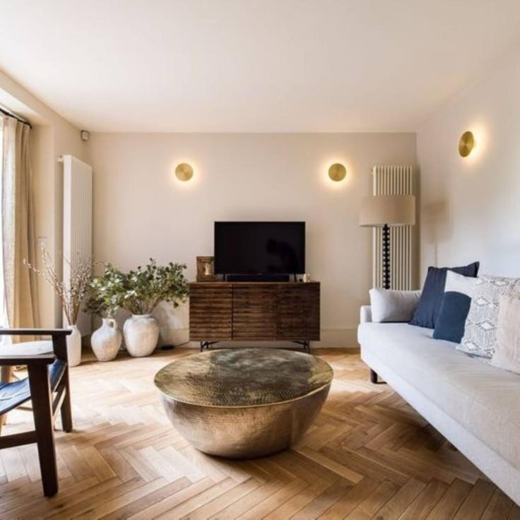 Royal Borough of Kensington and Chelsea, London에 위치한 Building Lancaster Road - hok-living - 1303105 - LON 아파트의 세련된 인테리어가 돋보이는 거실