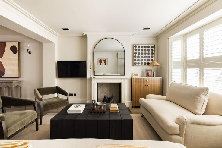 Royal Borough of Kensington and Chelsea, London에 위치한 Building Pembroke Place - hok-living - 1303114 - LON 아파트의 세련된 인테리어가 돋보이는 거실