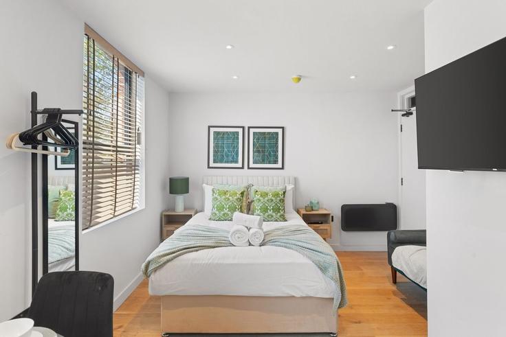 Studio furnished apartment in 58-60 High Road 1531161P, London Borough of Haringey, London, photo 1