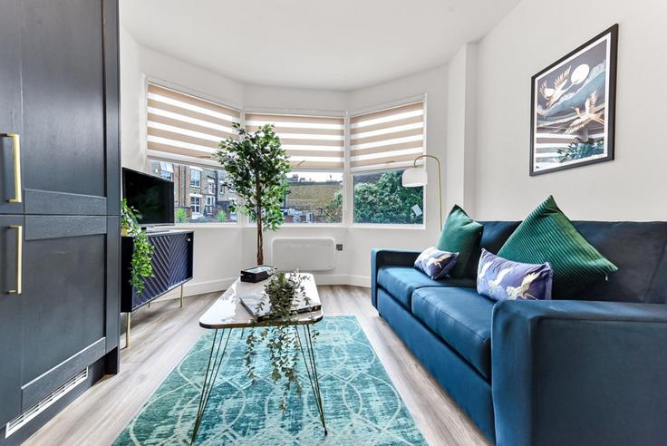 London London Borough of HaringeyのBuilding Elder Avenue - home-to-host-usa - 1466572のアパートメントにある、モダンな家具を備えたエレガントなデザインのリビングルーム