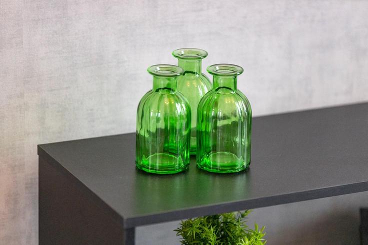 Sala de estar elegantemente projetada com móveis modernos em um apartamento no Building Camberwell Road - home-to-host - 1374865 em London Borough of Southwark, London