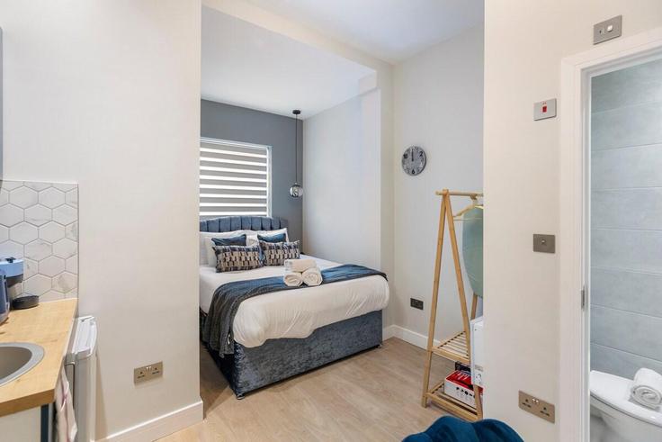 London London Borough of Hackney에 위치한 Graham Rd 1056771P의 가구가 완비된 스튜디오 유닛, 사진 1