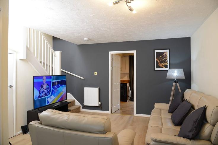 Southampton, Southampton에 위치한 Building Baronsmead - honest-apartments - 1633172 유닛의 세련된 인테리어가 돋보이는 거실