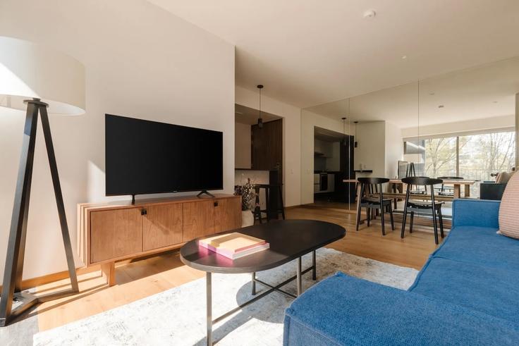 Elegante sala de estar con mobiliario moderno en un apartamento en Building Avenida Michoacán - hostair - 1582480 en Mexico City, Mexico City Elegante sala de estar con mobiliario moderno en un apartamento en Building Avenida Michoacán - hostair - 1582480 en Mexico City, Mexico City