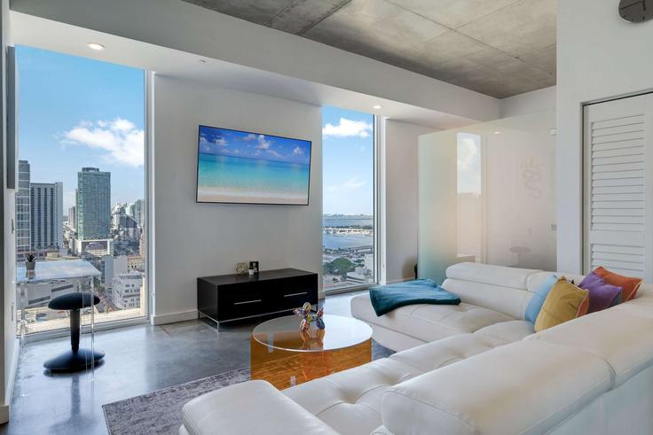 Miami, Miami에 위치한 Building Southeast 1st Street - hostandkeep - 1357114 유닛의 세련된 인테리어가 돋보이는 거실