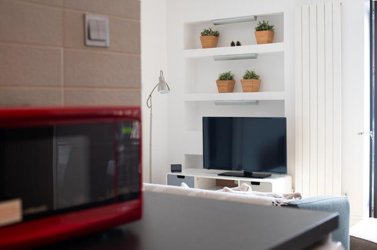 London Borough of Tower Hamlets, London 소재 Building Cheshire Street - hostarahomes - 1374796 유닛에 마련된, 현대적인 가구로 꾸며진 우아한 디자인의 거실