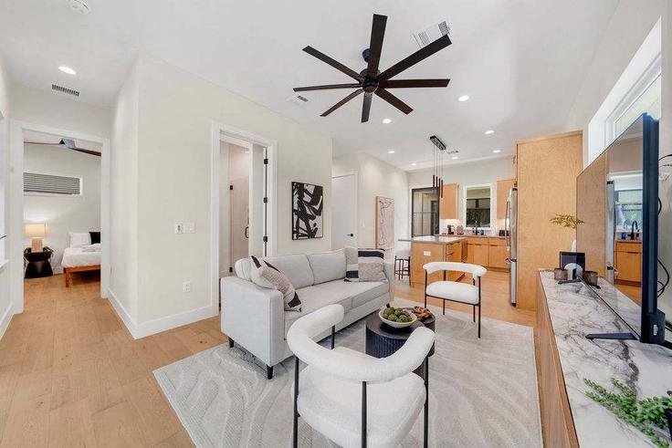 Salle de séjour élégante avec mobilier moderne dans un appartement à Building Parker Lane - hoste - 1500661 à Austin, Austin Salle de séjour élégante avec mobilier moderne dans un appartement à Building Parker Lane - hoste - 1500661 à Austin, Austin