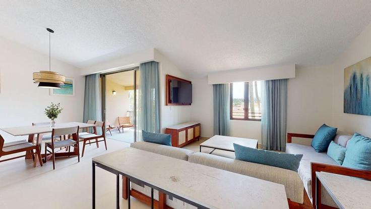 Elegante sala de estar con mobiliario moderno en un apartamento en Building Palmas Innway - hosteeva - 1266713 en Palmas del Mar, Palmas del Mar