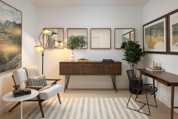 Building North Shoreline Boulevard - hosteeva - 1309214 - SFO adresindeki bir dairede modern mobilyalarla zarif bir şekilde tasarlanmış oturma odası Mountain View, Mountain View Building North Shoreline Boulevard - hosteeva - 1309214 - SFO adresindeki bir dairede modern mobilyalarla zarif bir şekilde tasarlanmış oturma odası Mountain View, Mountain View