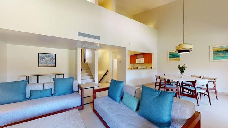 Palmas del Mar, Palmas del Mar에 위치한 Building Palmas Innway - hosteeva - 1266683 유닛의 세련된 인테리어가 돋보이는 거실 Palmas del Mar, Palmas del Mar에 위치한 Building Palmas Innway - hosteeva - 1266683 유닛의 세련된 인테리어가 돋보이는 거실