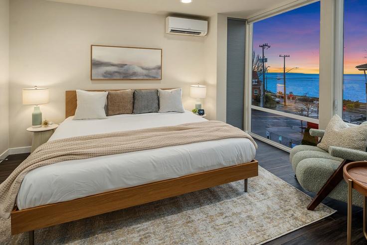 SeattleSeattle의 62nd Avenue Southwest(1055607P)에 위치한 3베드룸 풀퍼니시드 아파트 - 사진1