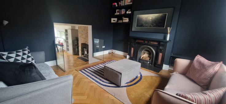 Dublin City, Dublin에 위치한 Building Connaught Parade - houst - 1243936 - LON 아파트의 세련된 인테리어가 돋보이는 거실