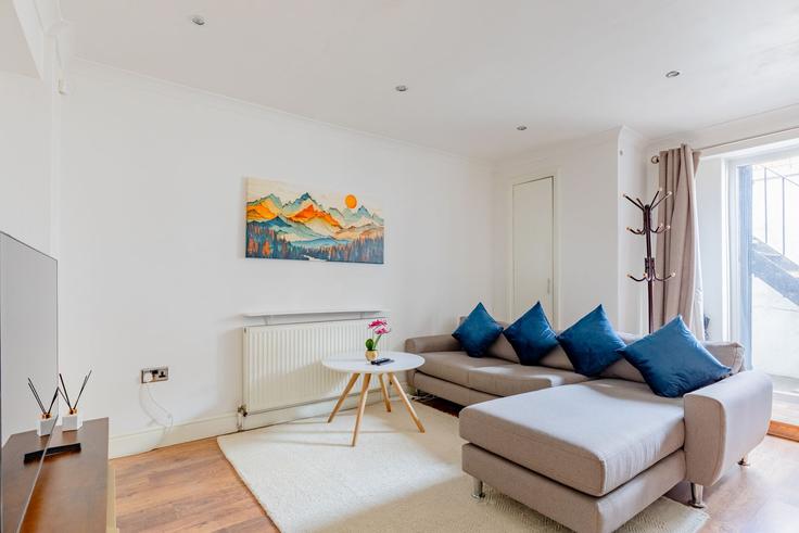 London Borough of Islington, London에 위치한 Building Hemingford Road - houst - 1244175 - LON 유닛의 세련된 인테리어가 돋보이는 거실