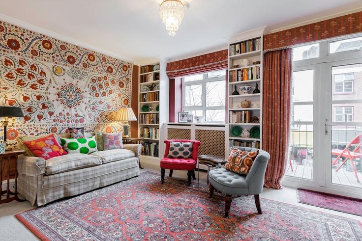 Building Portobello Road - houst - 1032885 - LON adresindeki bir dairede modern mobilyalarla zarif bir şekilde tasarlanmış oturma odası Royal Borough of Kensington and Chelsea, London