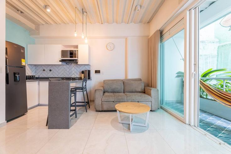 photo 1 photo 1