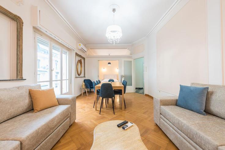 Central Athens, Athens에 위치한 Building Akarnanias - incobroker - 1364981 유닛의 세련된 인테리어가 돋보이는 거실