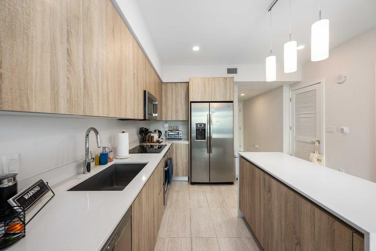 Miami, Miami에 위치한 Building Northeast 35th Street - ionica - 1028805 - MIA의 프리미엄 아파트에서 만나는 세련되고 기능적인 최고급 주방