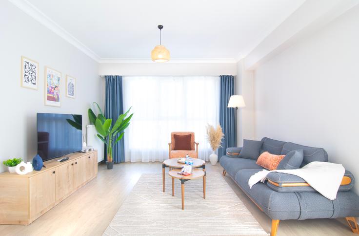 Building Sakin Caddesi - ipmhomes - 1335802 adresindeki bir dairede modern mobilyalarla zarif bir şekilde tasarlanmış oturma odası Eyüpsultan, İstanbul Building Sakin Caddesi - ipmhomes - 1335802 adresindeki bir dairede modern mobilyalarla zarif bir şekilde tasarlanmış oturma odası Eyüpsultan, İstanbul