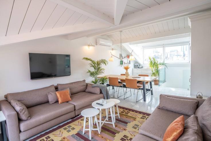 Beyoğlu, İstanbul에 위치한 Building Kadiriler Yokuşu - ipmhomes - 1335852 아파트의 세련된 인테리어가 돋보이는 거실