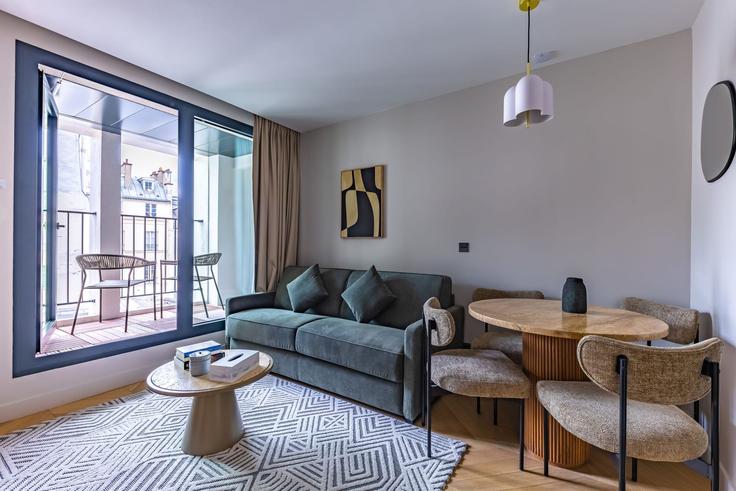 9th arrondissement, Paris에 위치한 Building Rue de Caumartin - jhmh - 1471202 유닛의 세련된 인테리어가 돋보이는 거실