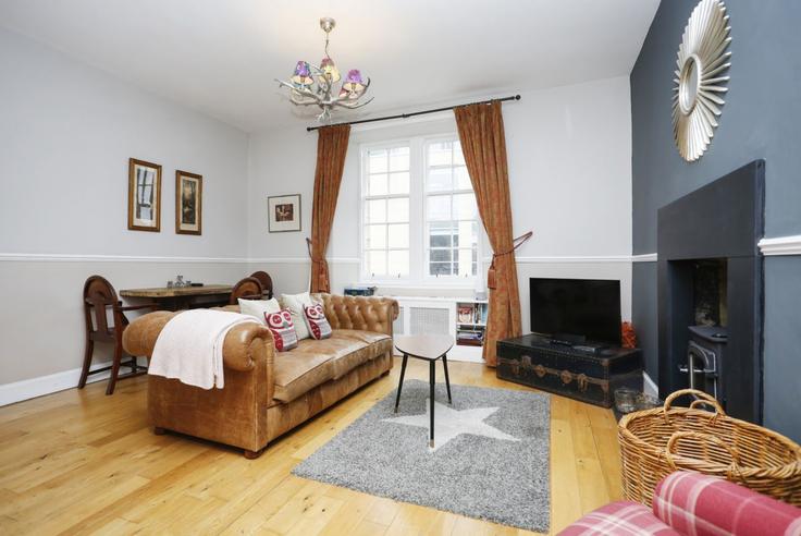 Tollcross, Edinburgh에 위치한 Building West Port - joivy - 1309802 - LON 아파트의 세련된 인테리어가 돋보이는 거실