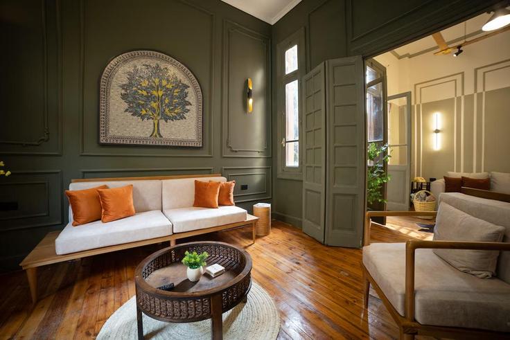 Salle de séjour élégante avec mobilier moderne dans un appartement à Building Abd Al Aziz Gaweash - jolie-havens - 1404998 à Abdeen, Cairo