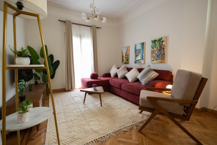 Salle de séjour élégante avec mobilier moderne dans un appartement à Building Champollion Road - jolie-havens - 1405001 à Qasr El Nil, Cairo Salle de séjour élégante avec mobilier moderne dans un appartement à Building Champollion Road - jolie-havens - 1405001 à Qasr El Nil, Cairo