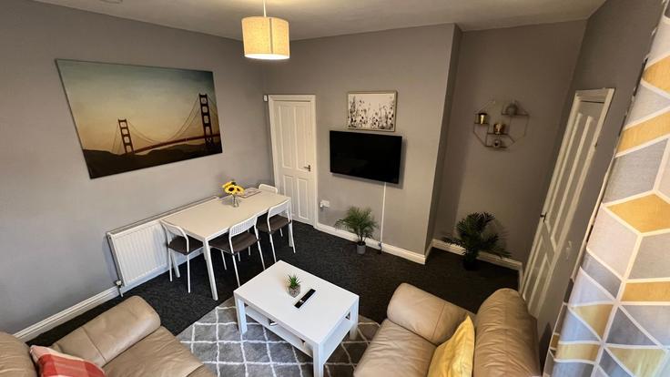 Building Ridley Gardens - jozef-toth - 1507981 adresindeki bir dairede modern mobilyalarla zarif bir şekilde tasarlanmış oturma odası Metropolitan Borough of Gateshead, Newcastle upon Tyne