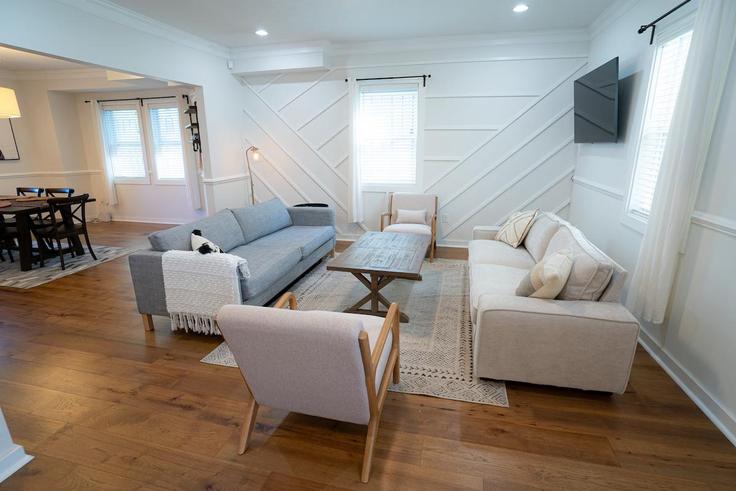 Elegante sala de estar con mobiliario moderno en un apartamento en Building Eastern Avenue - jr-property-mgmt - 1492672 en Indianapolis, Indianapolis Elegante sala de estar con mobiliario moderno en un apartamento en Building Eastern Avenue - jr-property-mgmt - 1492672 en Indianapolis, Indianapolis