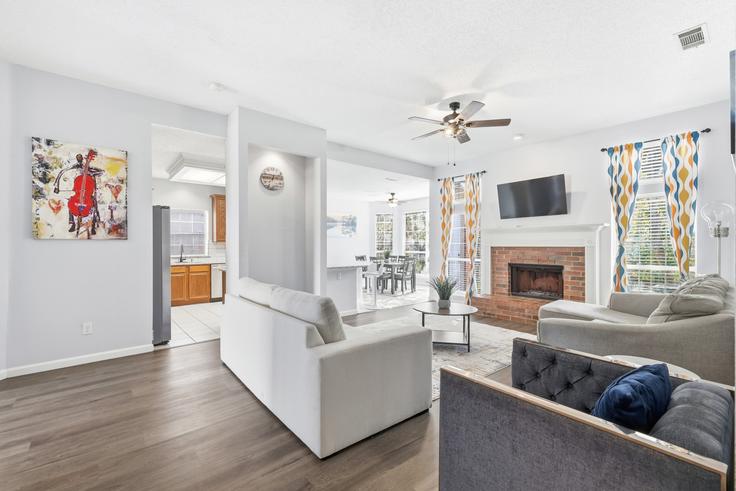 Sala de estar elegantemente projetada com móveis modernos em um apartamento no Building Napa Valley Drive - kaizen-guest-properties - 1363566 em Frisco, Frisco Sala de estar elegantemente projetada com móveis modernos em um apartamento no Building Napa Valley Drive - kaizen-guest-properties - 1363566 em Frisco, Frisco