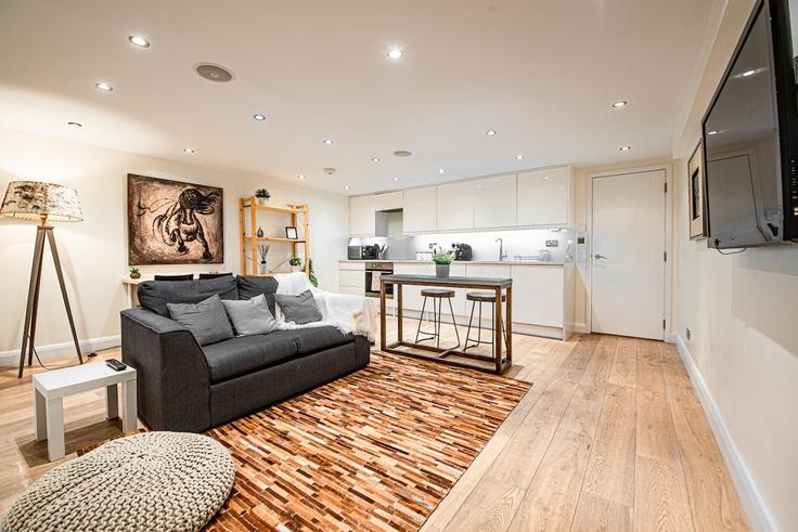 City of Westminster, London에 위치한 Building Praed Street - keey - 1520633 유닛의 세련된 인테리어가 돋보이는 거실