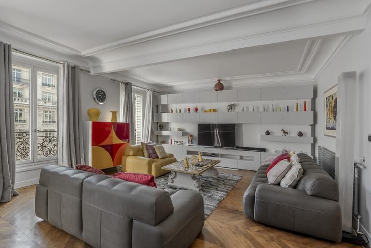 16th arrondissement, Paris에 위치한 Building Avenue Kléber - kenton-hostaway - 1061258 유닛의 세련된 인테리어가 돋보이는 거실 16th arrondissement, Paris에 위치한 Building Avenue Kléber - kenton-hostaway - 1061258 유닛의 세련된 인테리어가 돋보이는 거실