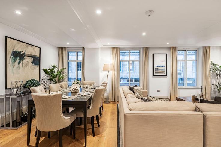 Building Park Street - kenton-hostaway - 1473260 adresindeki bir dairede modern mobilyalarla zarif bir şekilde tasarlanmış oturma odası City of Westminster, London