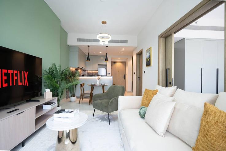 Salle de séjour élégante avec mobilier moderne dans un appartement à Building Hessa Street - keyrock-holiday-homes - 1261316 - DXB à Dubai, Dubai Salle de séjour élégante avec mobilier moderne dans un appartement à Building Hessa Street - keyrock-holiday-homes - 1261316 - DXB à Dubai, Dubai