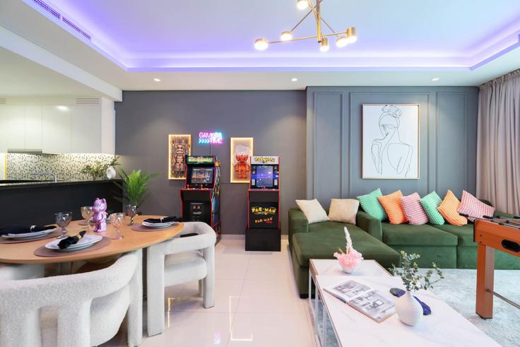 2 apartamento de un dormitorio amueblado en Al Mustaqbal Street 1298097P , Business Bay, Dubai, foto 1