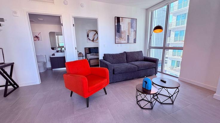 Biscayne Boulevardにある1件の寝室・家具付きアパート（1261239P、Miami、Miami）写真 1枚