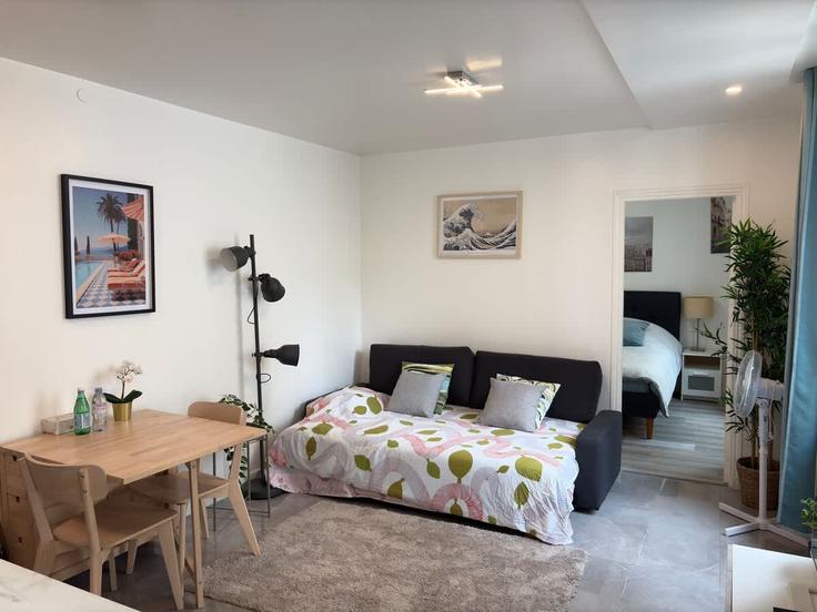 Elegantly designed living room with modern furnishings in an apartment at Building Rue Oberkampf - koncy - 1471405 in 11th arrondissement, Paris